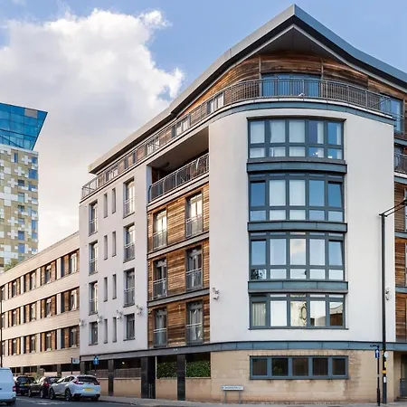 Washington 2 Bedroom Apartment By The Cube & Mailbox & Private Terrace Birmingham Exterior photo
